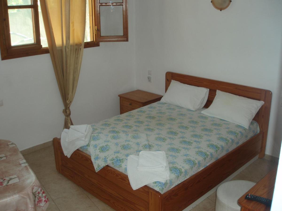 Skiathos Studios Hl Luaran gambar